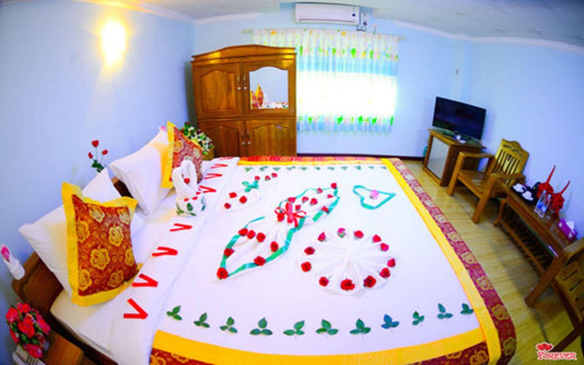 Vega Star Hotel Gyogon Exterior photo